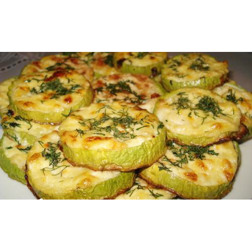 Zucchini fried with herbs